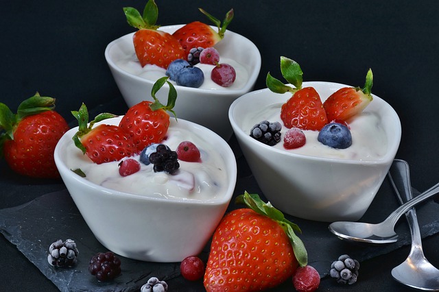 jogurt s ovocem
